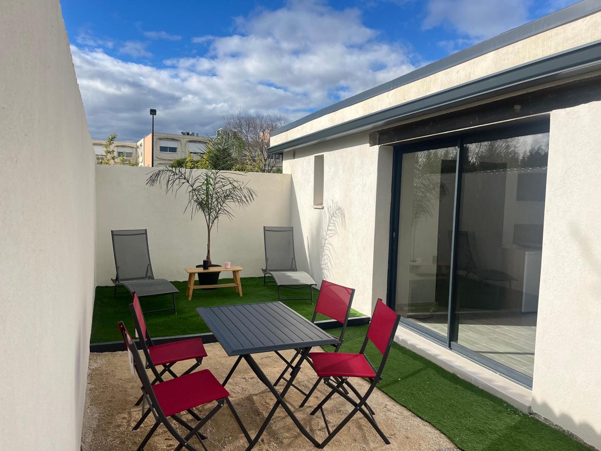 Maison De 40M2 Avec Jardin De 50M2 Orange  Esterno foto